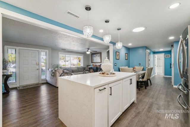 15201 Christopher, Caldwell, ID 83607