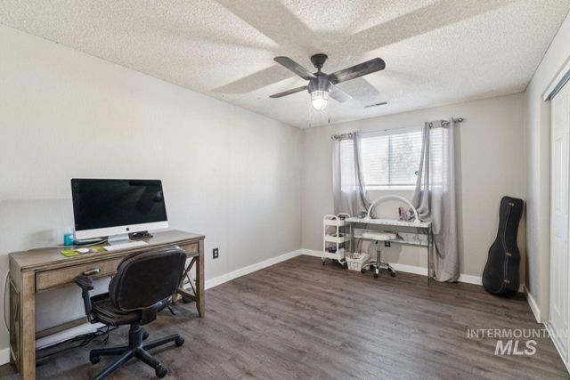 15201 Christopher, Caldwell, ID 83607