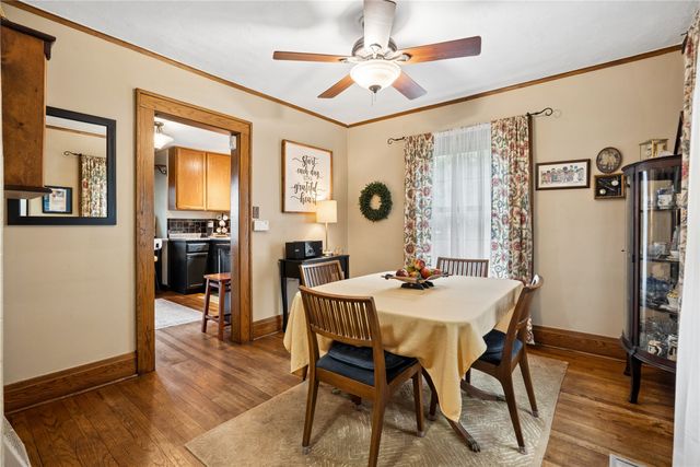 930 37th Street, Des Moines, IA 50312