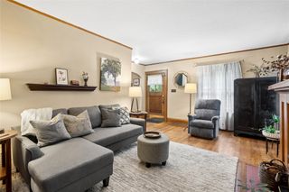 930 37th Street, Des Moines, IA 50312