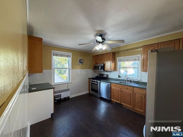 25 Chase Street 2, Nutley, NJ 07110