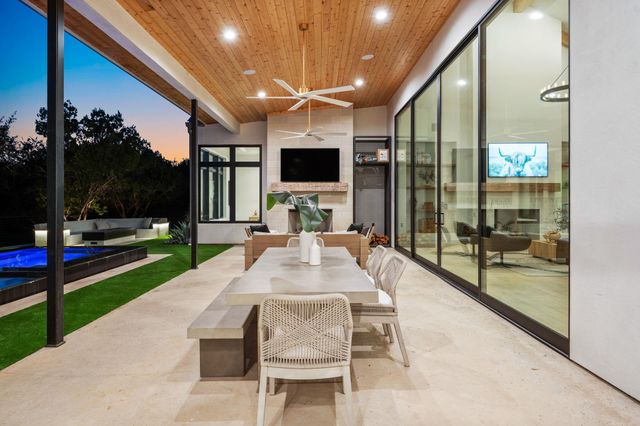 21001 Bertram LN, Spicewood, TX 78669