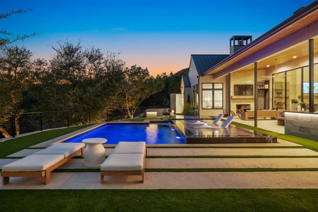 21001 Bertram LN, Spicewood, TX 78669