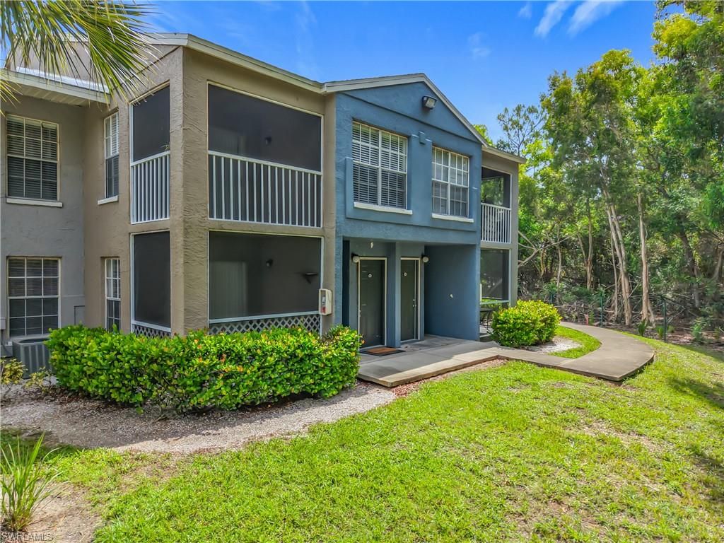 194 Santa Clara DR 12, NAPLES, FL 34104 — photo 2