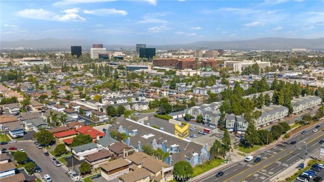 810 Baker 210, Costa Mesa, CA 92626