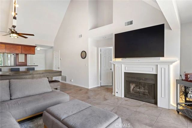 810 Baker 210, Costa Mesa, CA 92626