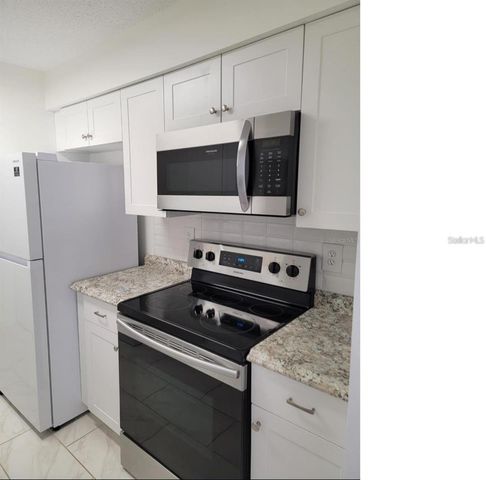 524 ORANGE DRIVE 21, Altamonte Springs, FL 32701