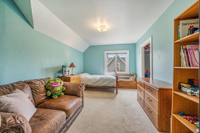 814 N DREW STREET, Appleton, WI 54911