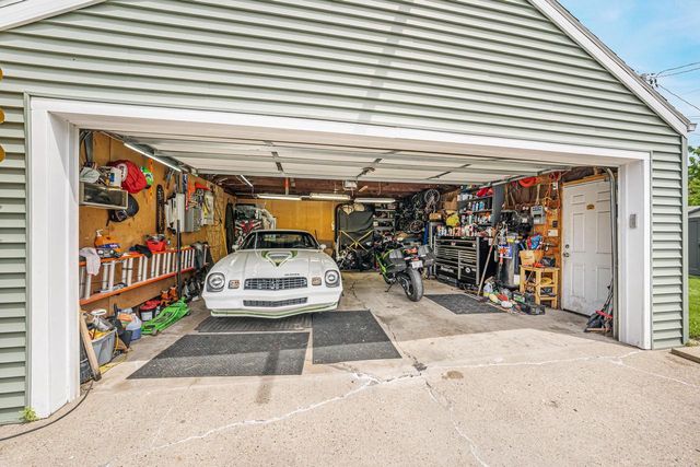 814 N DREW STREET, Appleton, WI 54911