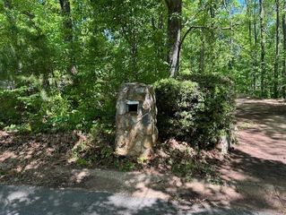 3668 Hemlock SE Place, Acworth, GA 30102