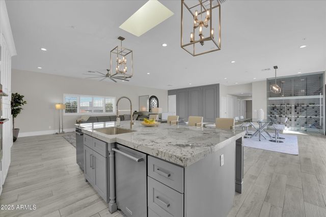 13613 N 76TH Street, Scottsdale, AZ 85260