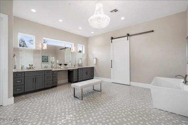 13613 N 76TH Street, Scottsdale, AZ 85260