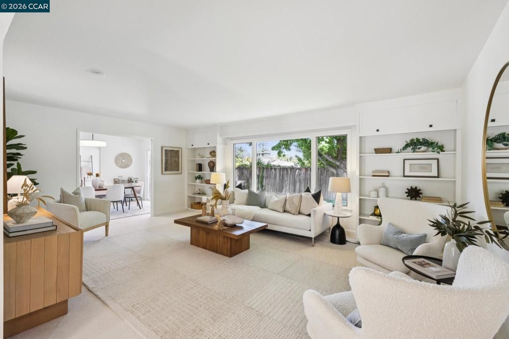 Image 10 of property listing at 263 Tharp Dr, Moraga, CA 94556