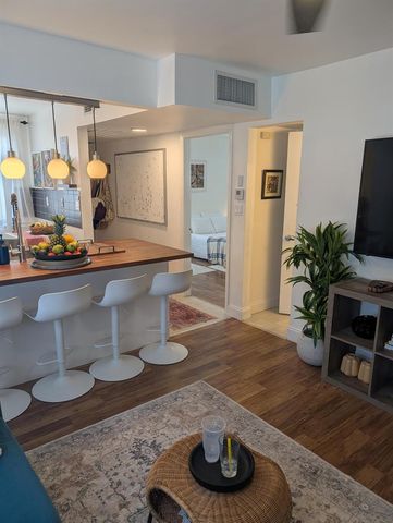 860 SE 6th Avenue 212, Deerfield Beach, FL 33441