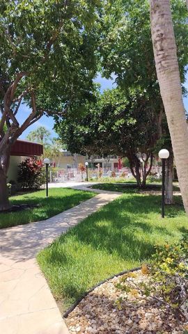 860 SE 6th Avenue 212, Deerfield Beach, FL 33441