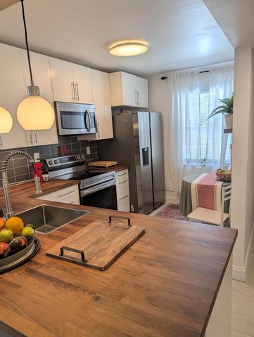860 SE 6th Avenue 212, Deerfield Beach, FL 33441