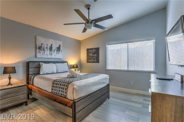 2524 Ocean Front Drive, Las Vegas, NV 89128