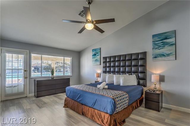 2524 Ocean Front Drive, Las Vegas, NV 89128
