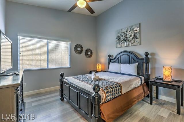 2524 Ocean Front Drive, Las Vegas, NV 89128