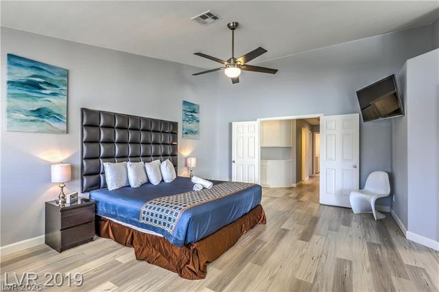 2524 Ocean Front Drive, Las Vegas, NV 89128