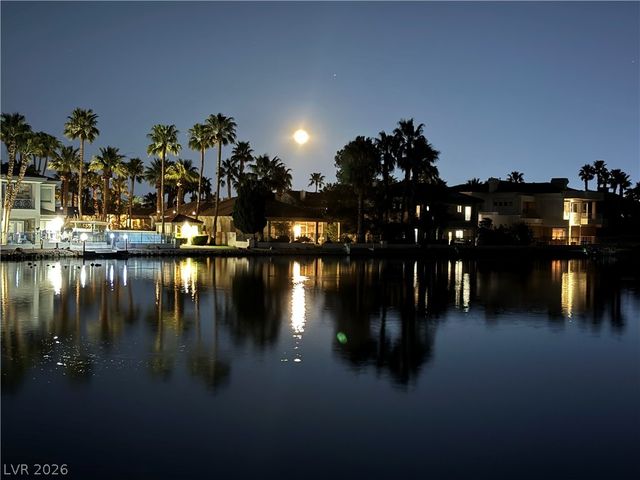 2524 Ocean Front Drive, Las Vegas, NV 89128