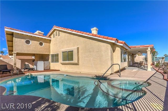 2524 Ocean Front Drive, Las Vegas, NV 89128