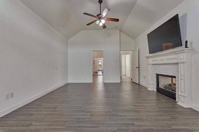 13050 Wood Harbour Drive, Montgomery, TX 77356