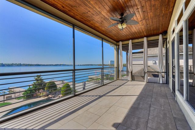 13050 Wood Harbour Drive, Montgomery, TX 77356