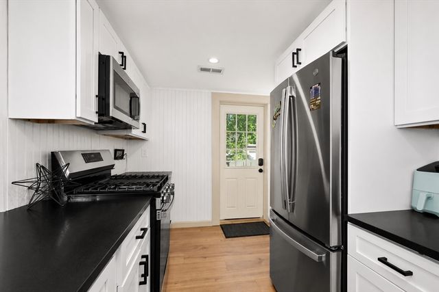 78 North Main Street B, Millbury, MA 01527