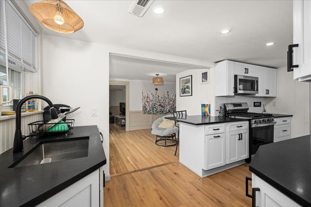 78 North Main Street B, Millbury, MA 01527