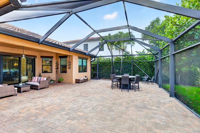 7984 NW 115th Way, Parkland, FL 33076