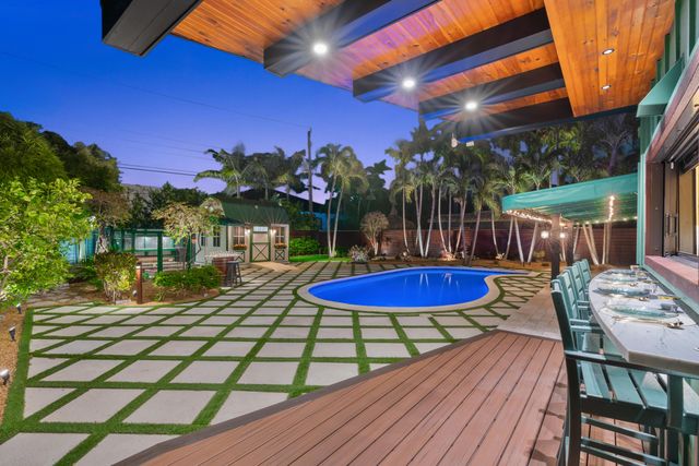 1720 NE 17th Avenue, Fort Lauderdale, FL 33305