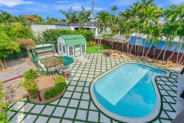 1720 NE 17th Avenue, Fort Lauderdale, FL 33305
