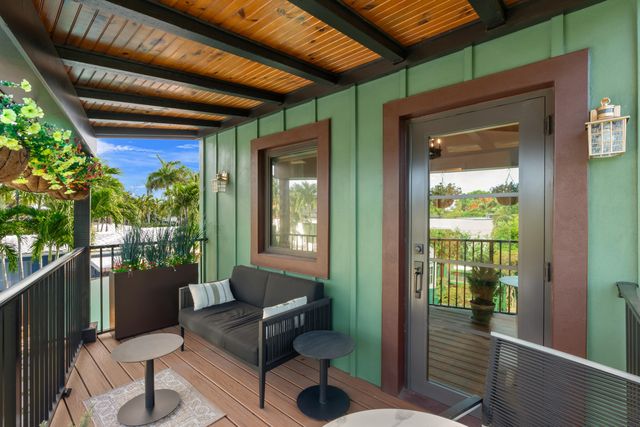 1720 NE 17th Avenue, Fort Lauderdale, FL 33305