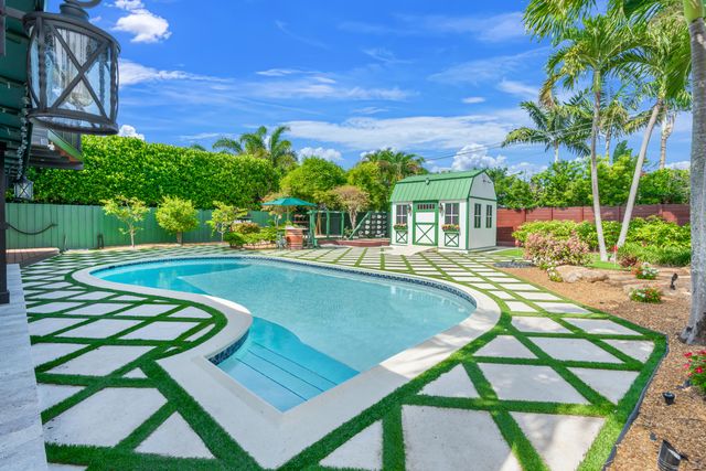 1720 NE 17th Avenue, Fort Lauderdale, FL 33305