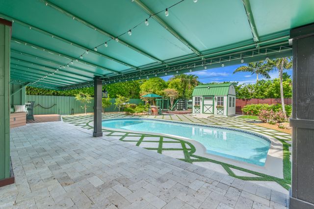 1720 NE 17th Avenue, Fort Lauderdale, FL 33305