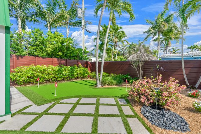 1720 NE 17th Avenue, Fort Lauderdale, FL 33305
