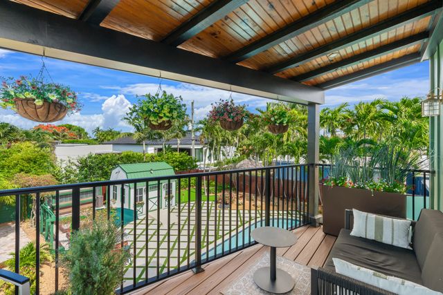 1720 NE 17th Avenue, Fort Lauderdale, FL 33305