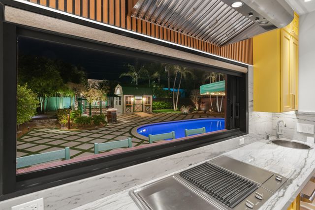1720 NE 17th Avenue, Fort Lauderdale, FL 33305