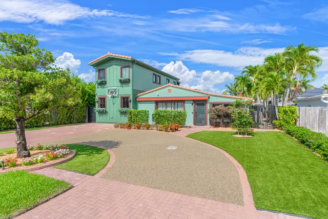 1720 NE 17th Avenue, Fort Lauderdale, FL 33305