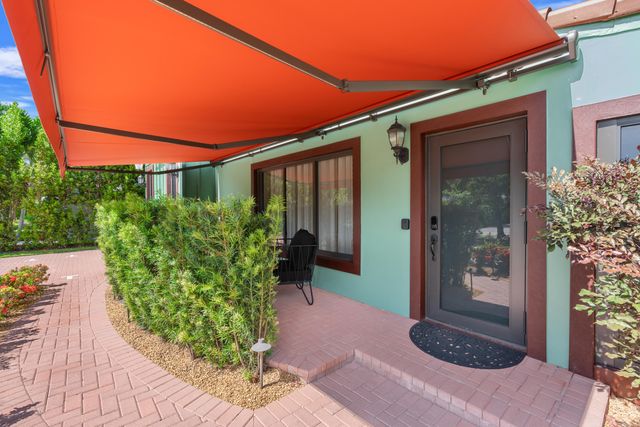 1720 NE 17th Avenue, Fort Lauderdale, FL 33305
