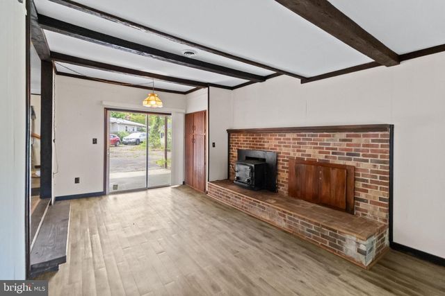434 MATTOX AVE, Colonial Beach, VA 22443