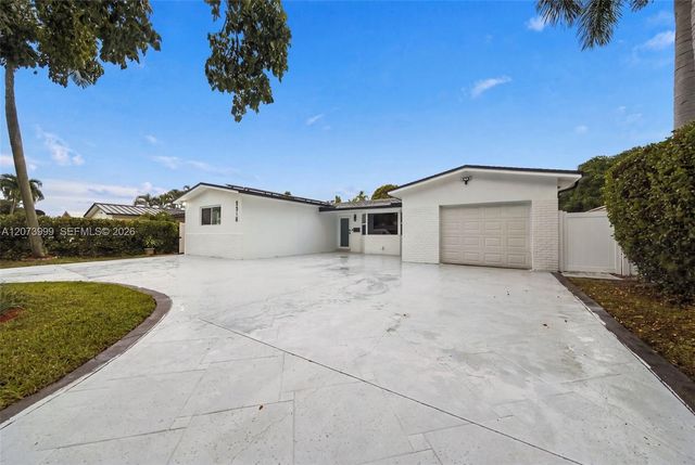 5518 Mckinley Street, Hollywood, FL 33021
