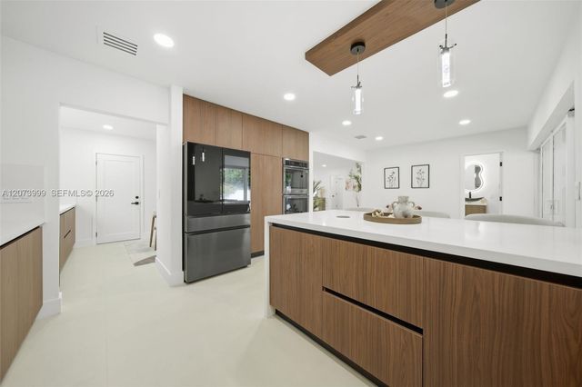 5518 Mckinley Street, Hollywood, FL 33021