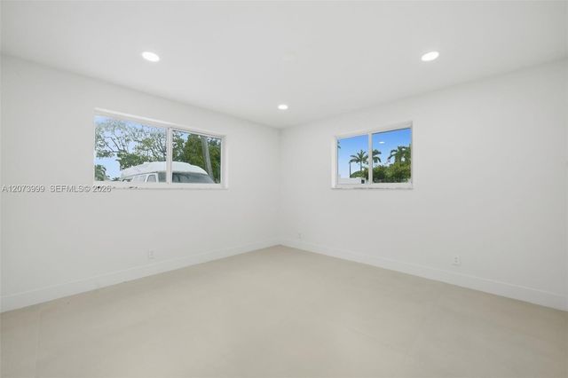 5518 Mckinley Street, Hollywood, FL 33021