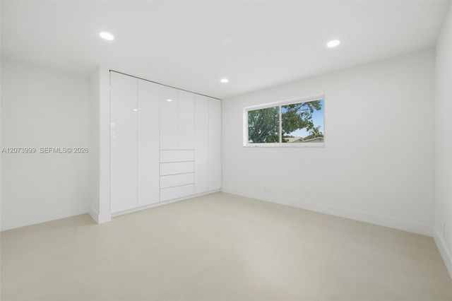 5518 Mckinley Street, Hollywood, FL 33021