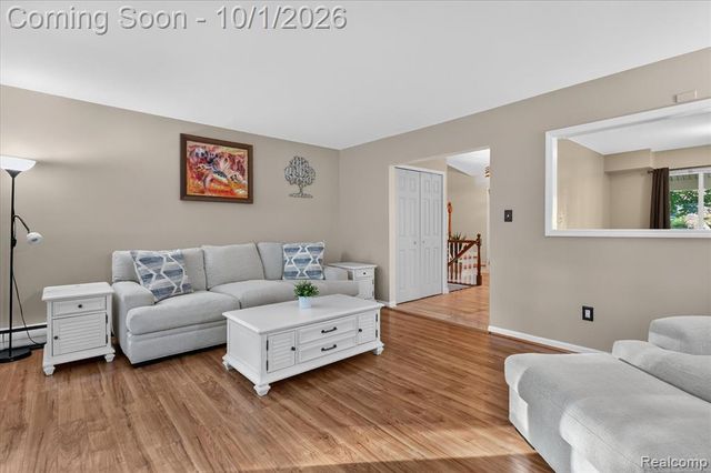 4035 Iverness Lane, West Bloomfield, MI 48323