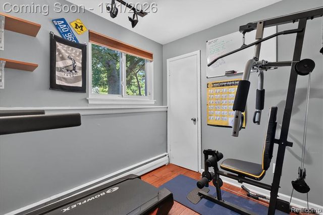 4035 Iverness Lane, West Bloomfield, MI 48323