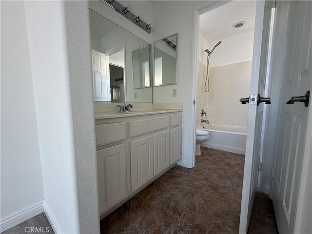 6179 Cedar Creek, Eastvale, CA 92880