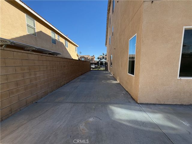 6179 Cedar Creek, Eastvale, CA 92880